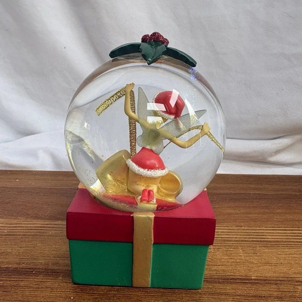 Disney Store Tinker Bell 2005 Christmas Santa Snow Globe Water Globe